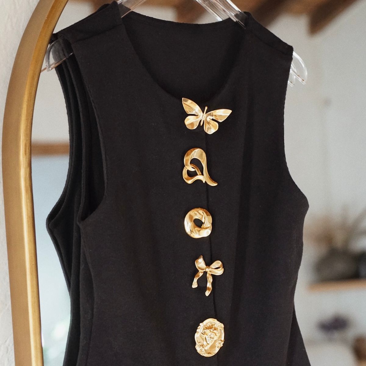 Ellie Vail Gold Water Proof Brooch
