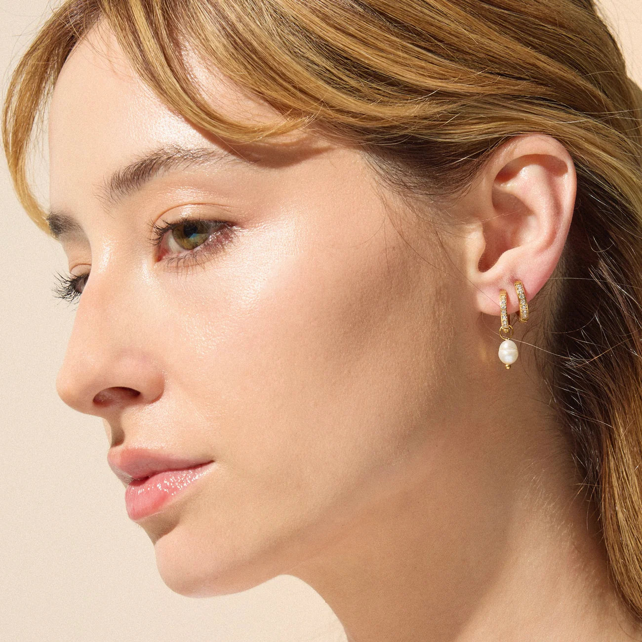 Ellie Vail Georgie Huggie Hoop Pearl Earring