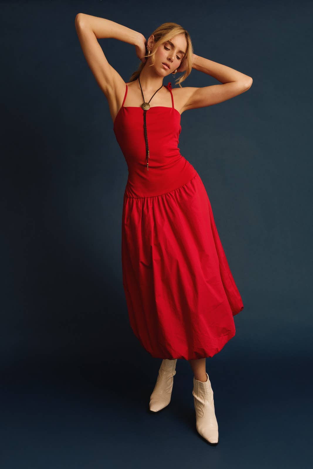 Gilli Sleeveless Drop Waist Bubble Hem Midi Dress