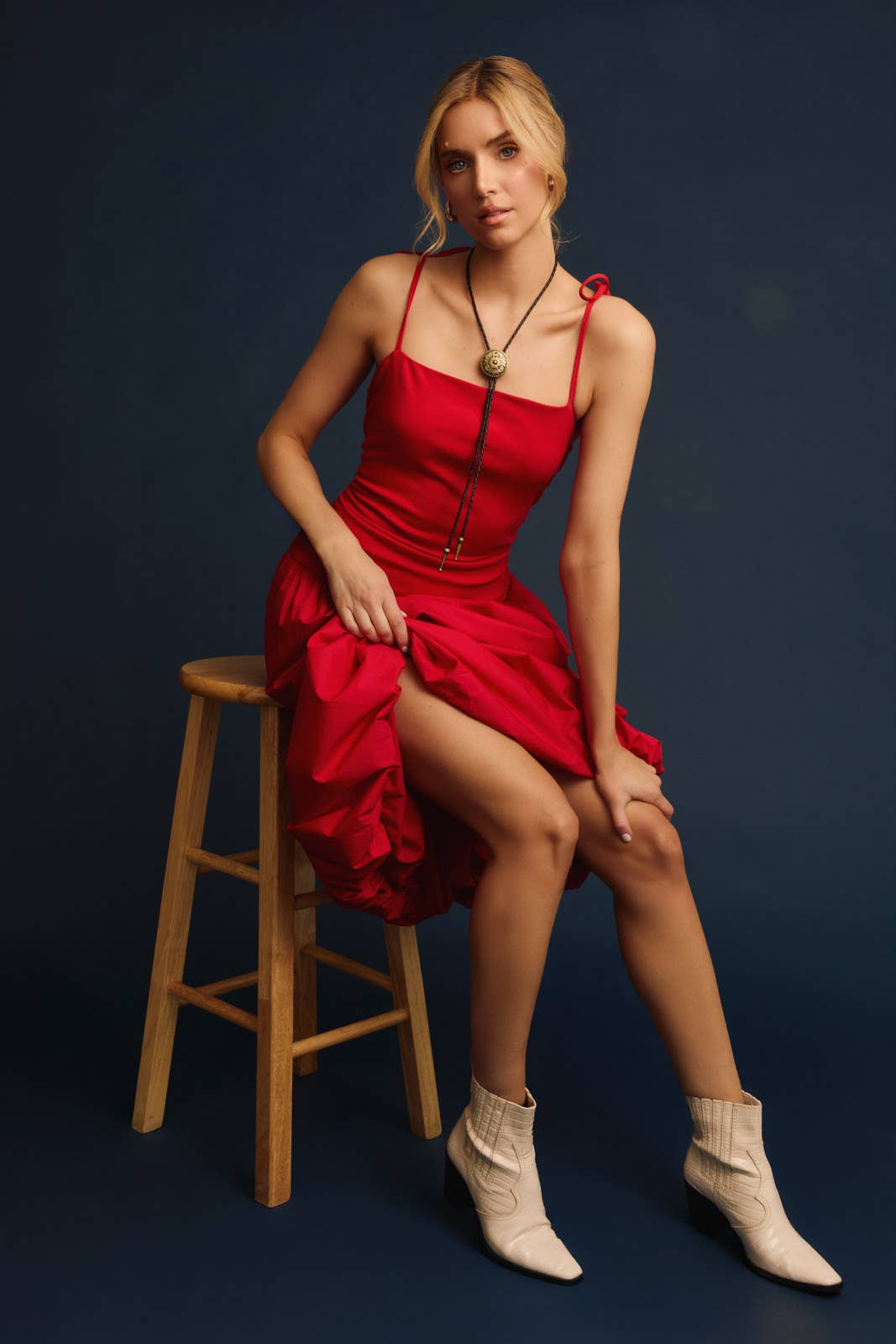 Gilli Sleeveless Drop Waist Bubble Hem Midi Dress