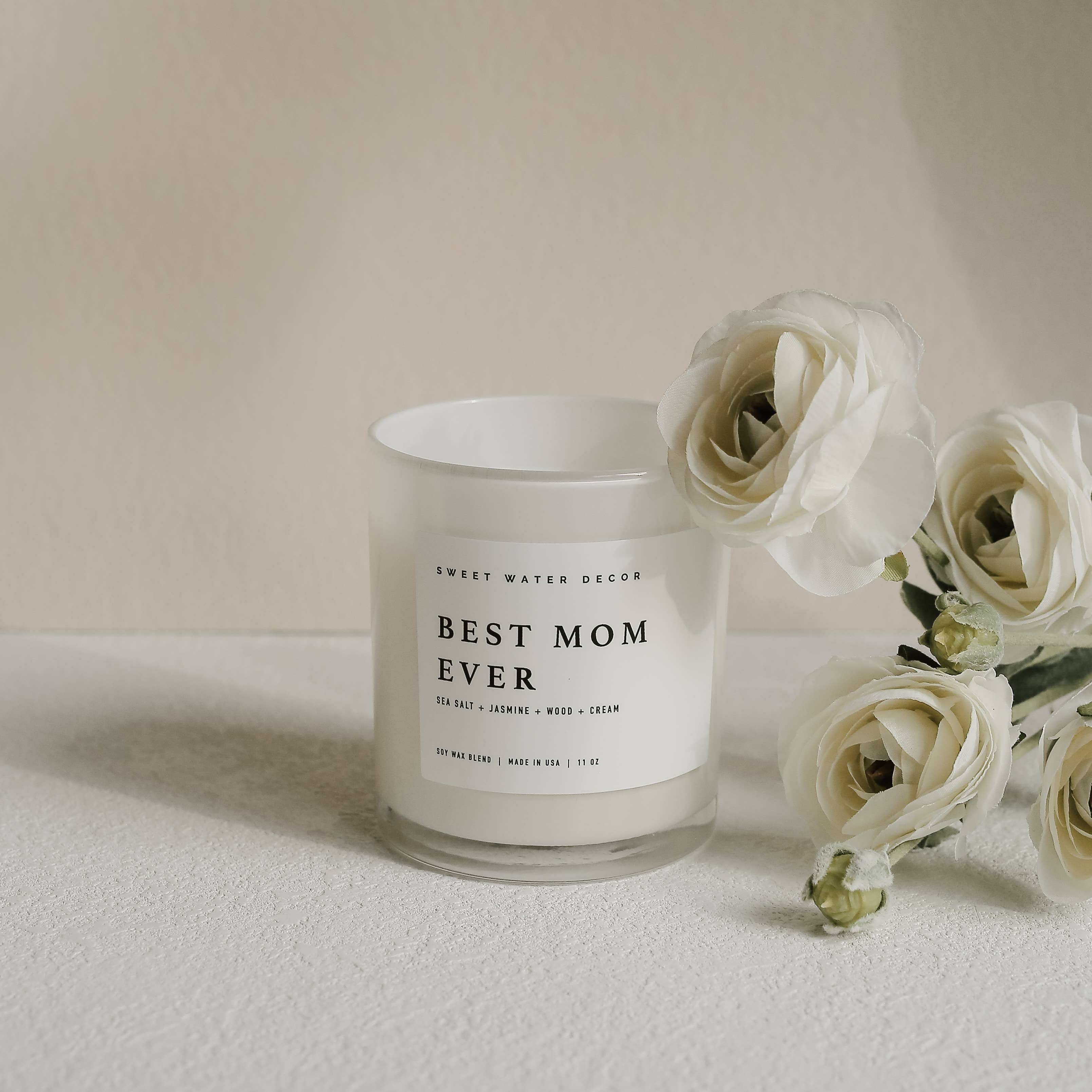 Sweet Water Decor Best Mom Ever Soy Candle with Wooden Lid